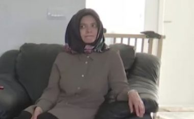 Rrëfimi i bashkëshortes së turkut të arrestuar dhe deportuar në Turqi – mohon se burri i saj po bashkëpunon me prokurorinë (Video)