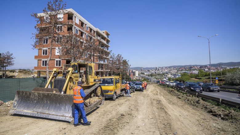 Në maj pritet rifillimi i punimeve për zgjerimin e rrugës në ‘Veternik’