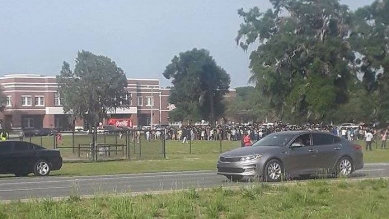 Incident me armë në një shkollë në Florida, një i plagosur (Foto)