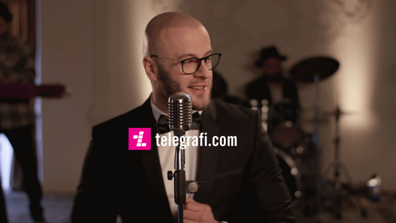 Premierë: Adrian Gaxha publikon këngën e re “Lujmi krejt” në duet me Onatin, sjell një klip të mbushur me skena qesharake