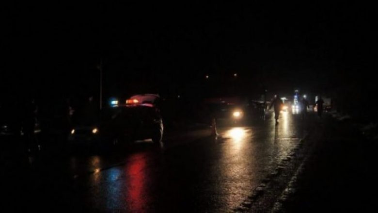 Për shkak të një aksidenti në komunikacion bllokohet rruga Manastir-Resnjë