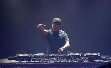 Vdes në moshën 28 vjeçare DJ i njohur suedez, Avicii