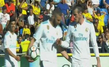 Benzema nuk e lejoi Balen ta gjuajë penalltinë e parë, por e la ta merrte të dytën