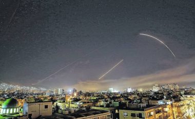 Luftë deklaratash pas sulmeve ajrore në Siri