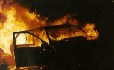 Është djegur të dielën një veturë në Prishtinë