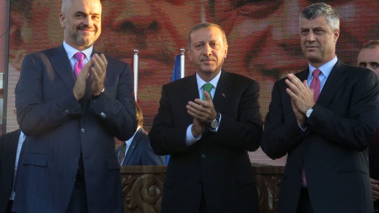 Rama: Turqia s’përbën kërcënim për shqiptarët, Erdogan e përcolli “live” nga kabineti i tij shpalljen e pavarësisë së Kosovës