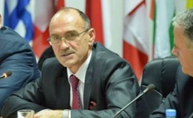 Ministri i ri optimist: Në fund të vitit do të lëvizim pa viza