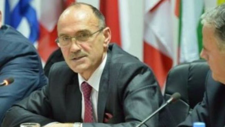 Ministri i ri optimist: Në fund të vitit do të lëvizim pa viza