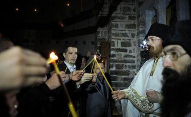 Gjuriq në liturgjinë e Pashkëve, përcjell mesazhe nacionaliste nga Zveçani