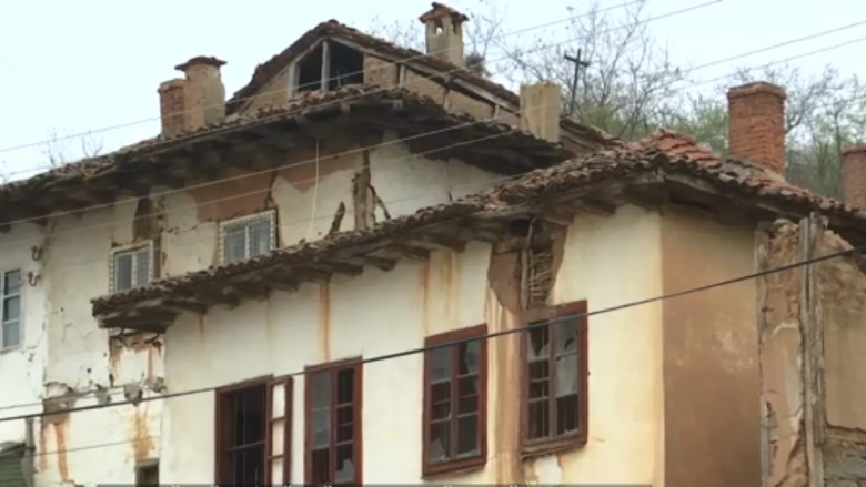 Shtëpitë e vjetra kroate në Janjevë rrezikojnë të shemben (Video)