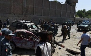 Dhjetëra të vrarë nga një sulm vetëvrasës në Kabul