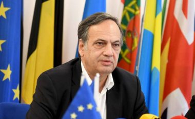 Fleckenstein: Të hapim menjëherë negociatat me Shqipërinë