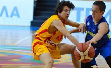 Përfaqësuesja e basketbollit Kosova U-15 bën stërvitje intensive për turneun ndërkombëtar në Prishtinë