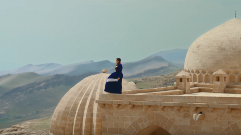 Vjen klipi mahnitës i këngës “6 Days” nga Mahmut Orhan i xhiruar në Mardin, provincën unike shumë afër Sirisë
