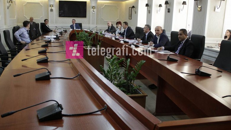 Kuvendi mban seancë më 16 prill, Haradinaj në katër interpelanca