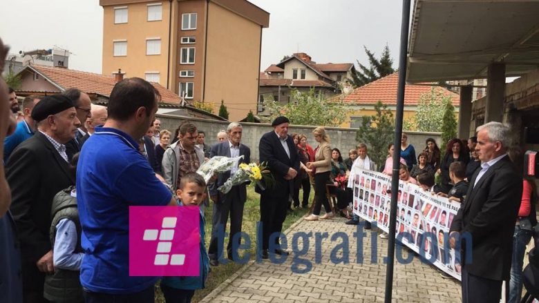 Shënohet 19 vjetori i të pagjeturve dhe martirëve në Mitrovicë (Foto)