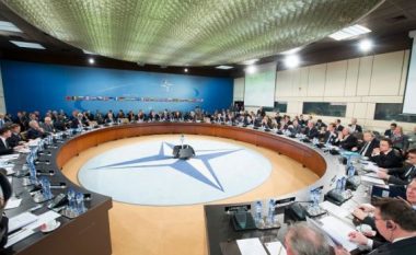 Mblidhet NATO, diskutohet për intervenimin në Siri