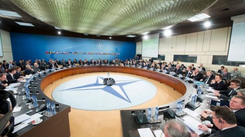 Mblidhet NATO, diskutohet për intervenimin në Siri