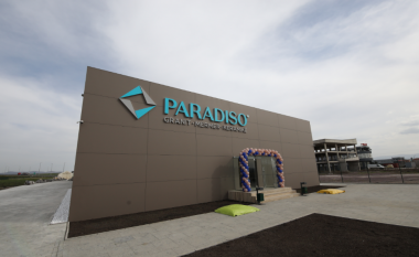 “Paradiso” sjell 250 materiale të granitit, mermerit dhe qeramikës – investimet arrijnë në 5 milionë euro (Video)