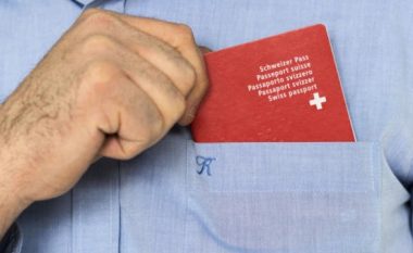 Lajm jo i mirë, më pak pasaporta zvicerane për të huajt