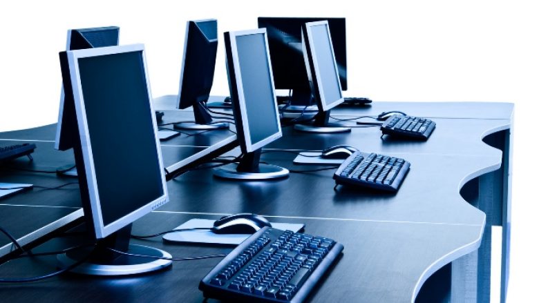 Shënon rritje tregtia me pakicë e pajisjeve informatike në Kosovë