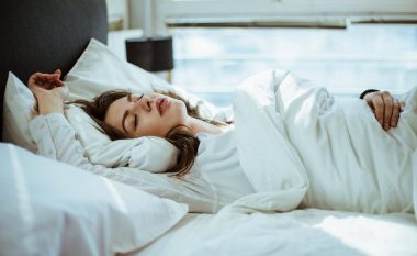 Nëse po keni probleme me gjumë, ju jeni duke e vënë në rrezik shëndetin mendor