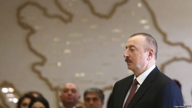 Aliyev fiton mandatin e katërt radhazi si president i Azerbajxhanit