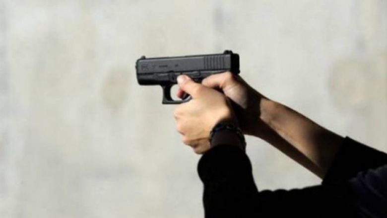 Tentim vrasje në Prishtinë – policia konfiskon 5 gëzhoja në vendin e ngjarjes