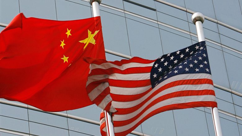 Beteja SHBA-Kinë sjell pasoja në bursa
