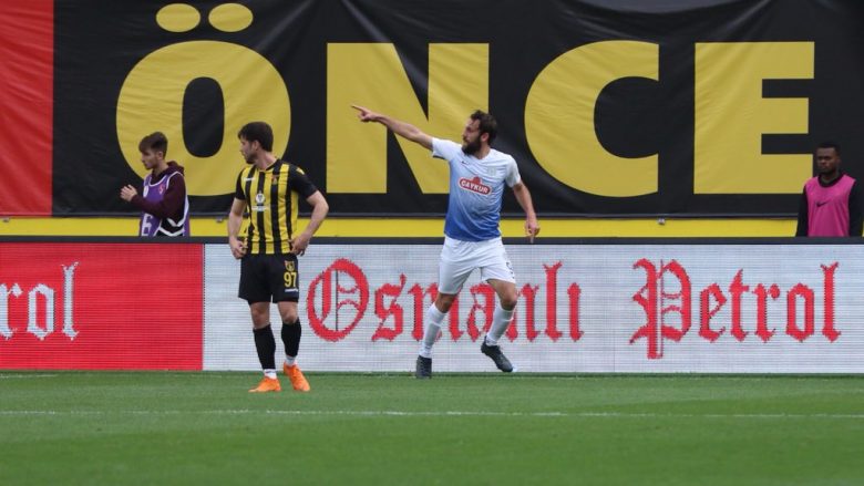 Vedat Muriqi ia siguron fitoren Rizesporit me dy gola të shënuara, i pari erdhi pas vetëm 20 sekondave