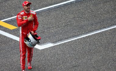 Vettel e nis nga vendi i parë garën në Kinë, Hamilton i katërti