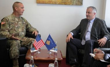 Berisha dhe komandanti i Gardës kombëtare të Ajovës flasin për punën e FSK-së