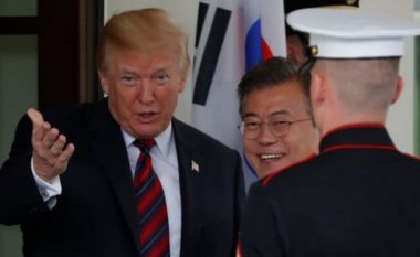 ​ Trump insiston në mbajtjen e takimit me Kim Jong-un