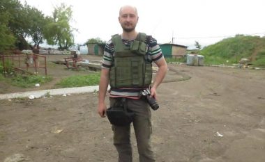 Gazetari i “vrarë” rus, shfaqet në konferencën për media shëndoshë e mirë (Video)