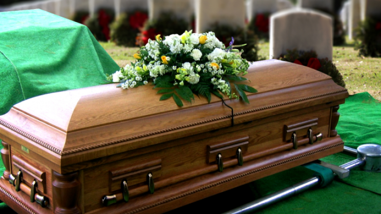 Familja e tronditur, arkivoli i burrit nga Norvegjia dërgohet gabimisht në Poloni