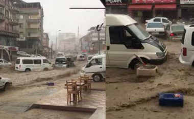 Përmbytje të frikshme në Turqi, uji “pushton” Ankaranë për nëntë minuta (Video)