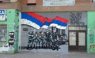 Murale me thirrje për ‘luftë’ në veri të Mitrovicës