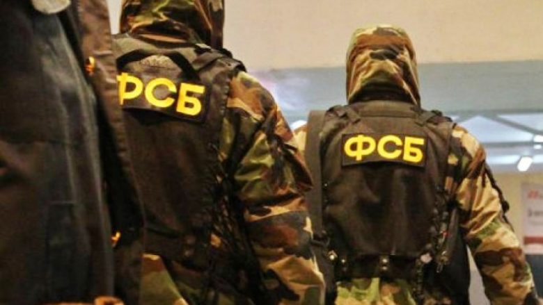 Agjentët e FSB-së ruse qëllojnë për vdekje militantin e ISIS-it (Video, +18)