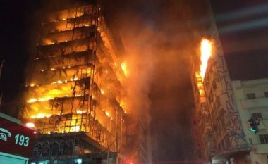 Pasi përfshihet nga zjarri, shembet rrokaqielli – pamjet e shembjes së ndërtesës në Sao Paolo (Video)