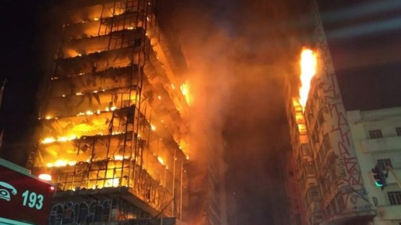 Pasi përfshihet nga zjarri, shembet rrokaqielli – pamjet e shembjes së ndërtesës në Sao Paolo (Video)
