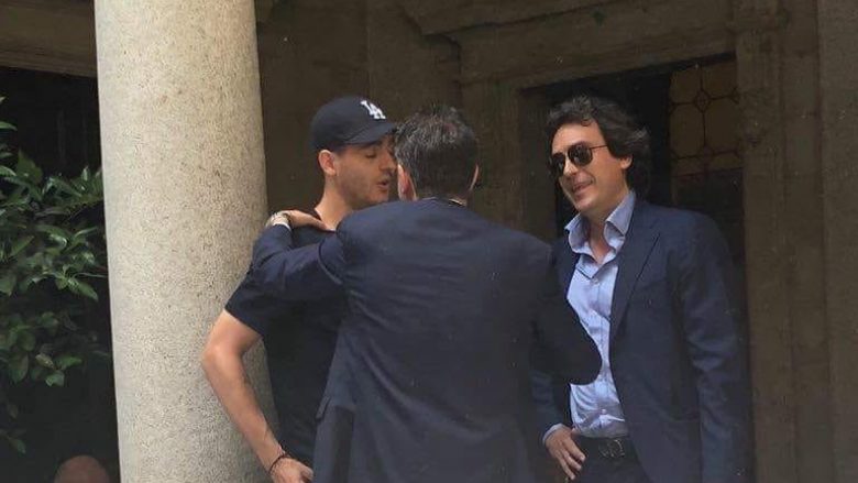 Morata fotografohet në takim me drejtorin e Juventusit