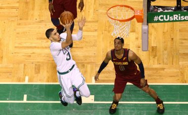 Celtics marrin fitoren e parë në finalen e Konferencës së Lindjes