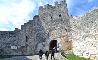 Kalaja e Beratit për katër muaj priti mbi 27 mijë turistë