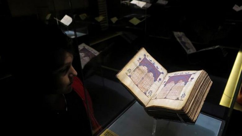 Mediat spanjolle për ekspozitën e dorëshkrimeve unike fetare të Shqipërisë