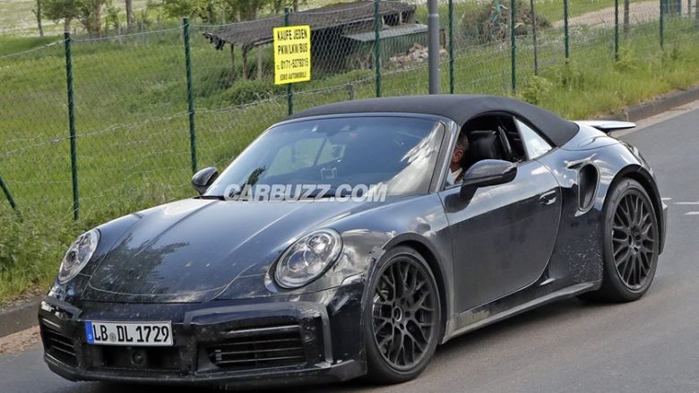 Porsche 911 i ri me tavan të hapur, spiunohet duke u testuar pothuajse pa asnjë mbulesë (Foto)