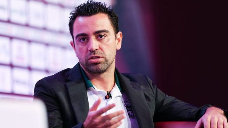 Xavi: Barcelona ka rënë në gjumë, Reali po fiton me fat dhe ndihmën e gjyqtarëve