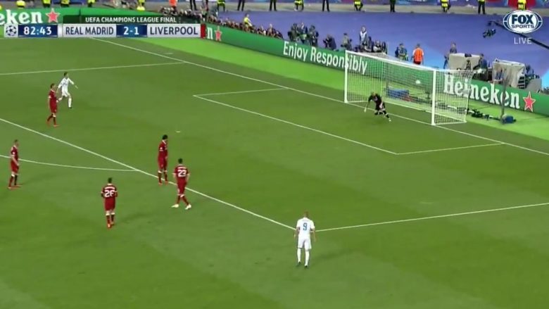 Bale shënon gol nga largësia pas gabimit amatoresk të portierit