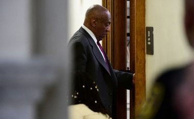 Bill Cosby dënohet me tre deri në dhjetë vjet burg për drogim dhe përdhunim