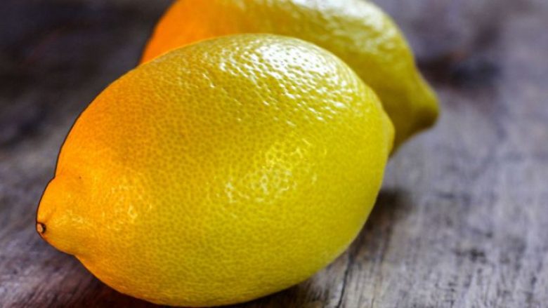 Zbulimi i kancerit të gjirit përmes limonëve 