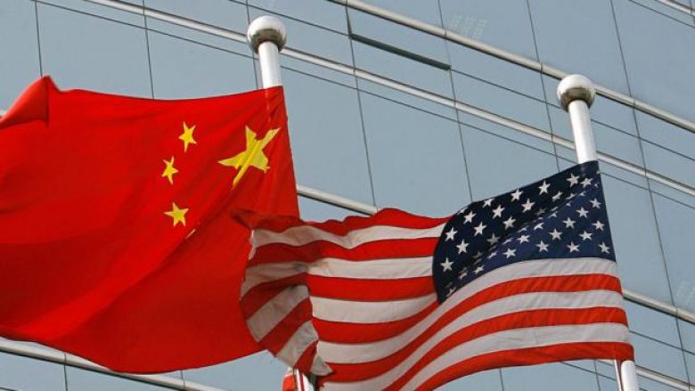 Vazhdojnë bisedimet tregtare SHBA-Kinë